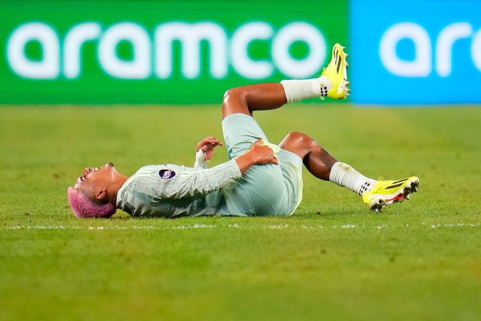 El mexicano Julián Araujo se ha perdido algunos partidos con Las Palmas debido a problemas físicos a lo largo de esta temporada.