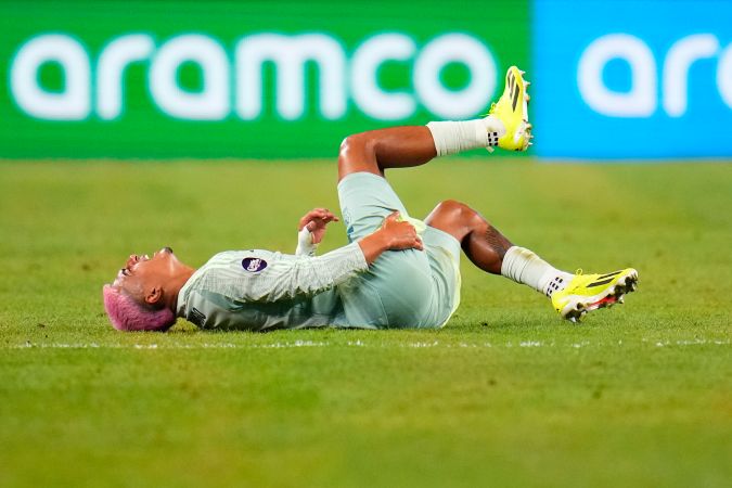 El mexicano Julián Araujo se ha perdido algunos partidos con Las Palmas debido a problemas físicos a lo largo de esta temporada.