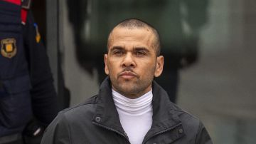 Brazilian soccer star Dani Alves leaves Brians 2 penitentiary center in Sant Esteve Sesrovires, near Barcelona, northeast, Spain, Monday, March 25, 2024. A Spanish court says Dani Alaves has deposited a bail of one million euros required for his release from prison and will also have to hand over his passports while appealing a rape conviction in Barcelona. (AP Photo/Emilio Morenatti)