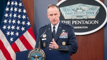 El secretario de prensa del Pentágono, el mayor general Pat Ryder, durante una conferencia de prensa.