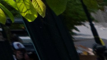 Agentes de policía bloquean un área en el campus de la Universidad Estatal de Portland, en Portland, Oregon.
