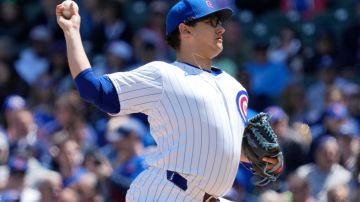 Chicago Cubs starting pitcher Javier Assad throws against the Milwaukee Brewers during the first inning of a baseball game in Chicago, Sunday, May 5, 2024. (AP Photo/Nam Y. Huh)