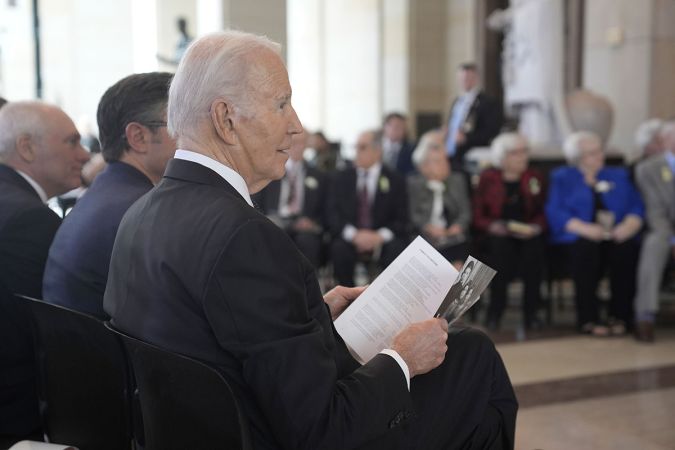 Biden reafirma su compromiso "férreo" con Israel incluso "cuando hay desacuerdos"