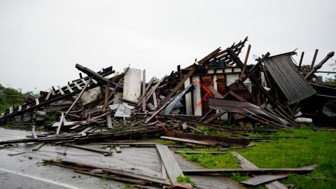 Tormentas en EE.UU. han dejado al menos 4 muertos y mantienen a 50 millones de personas en alerta