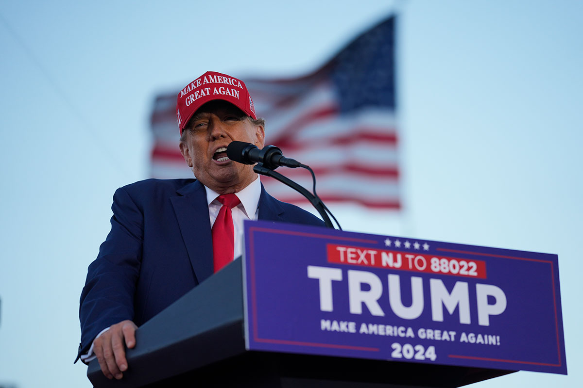 Trump lidera las encuestas en cinco de los seis estados clave de EE.UU. sobre Biden, revela The New York Times