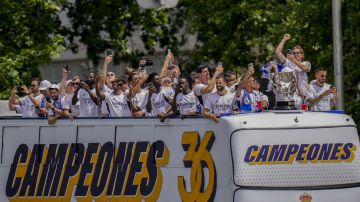 Los jugadores del Real Madrid celebraron su título de liga número 36.