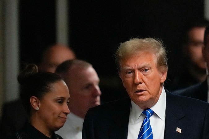 Tribunal de Nueva York rechaza recurso de Trump para acabar con “orden mordaza”