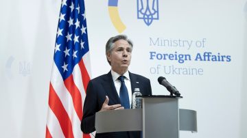 Estados Unidos enviará 2,000 millones de dólares adicionales en ayuda a Ucrania, anuncia Blinken