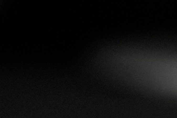 Una réplica del casco que utilizó el brasileño Ayrton Senna durante su carrera en la F1 y que sirvió de inspiración para McLaren y su idea de cambiar los colores de sus monoplazas.