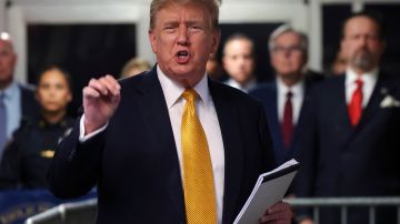 Trump ataca a migrantes de nuevo; dice que al cruzar la frontera traen consigo "enfermedades muy contagiosas"