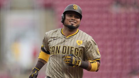 San Diego Padres' Luis Arraez runs the bases after hitting a home run against the Cincinnati Reds during the first inning of a baseball game Wednesday, May 22, 2024, in Cincinnati. (AP Photo/Carolyn Kaster)
