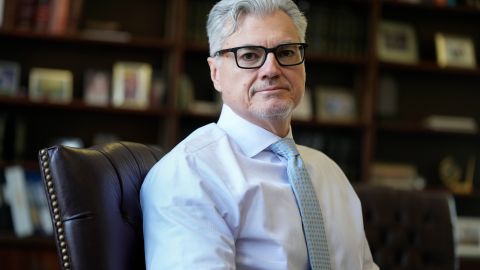 El juez federal Juan M. Merchán en su despacho de Nueva York, el 14 de marzo de 2024