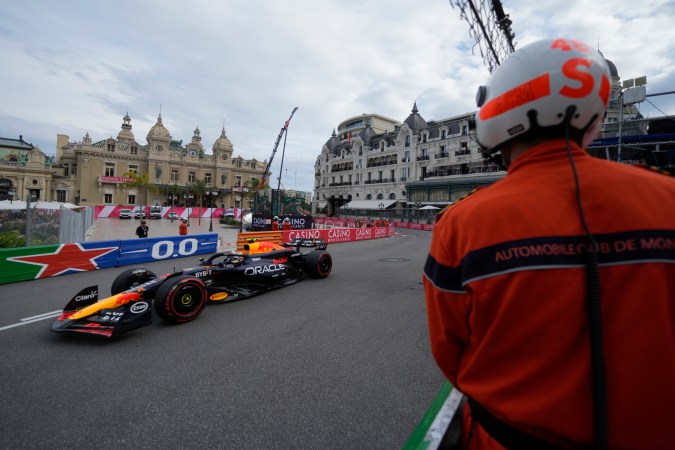 Sergio "Checo" Pérez necesita tener una buena clasificación para poder afrontar la carrera del domingo con mejores sensaciones después de los primeros entrenamientos libres.