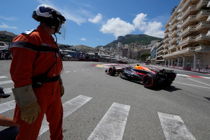 Sergio "Checo" Pérez tuvo problemas durante todo el fin de semana, empezando por los entrenamientos libres, la clasificación y finalmente la desafortunada carrera del domingo.