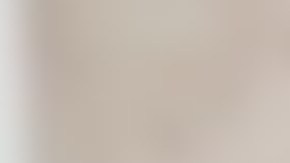 Cindy Guevara con sus tres hijas.