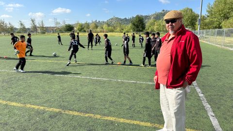 Raúl Macias, impulsor del Parque Estatal del Río de Los Ángeles.