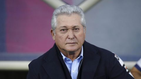 Ciudad de México, 12 de octubre de 2022. Víctor Manuel Vucetich, Director Técnico, durante el partido de ida de los Cuartos de Final del torneo Apertura 2022 de la Liga BBVA MX, entre la Máquina Celeste del Cruz Azul y los Rayados de Monterrey, celebrado en el estadio Azteca. Foto: Imago7/ Rafael Vadillo