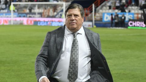 Pachuca, Hidalgo a 3 de febrero de 2024. Miguel Herrera "Piojo", Director Técnico, durante el partido correspondiente a la jornada 5 del torneo Clausura 2024, entre los Tuzos del Pachuca y los Xolos de Tijuana, realizado en el estadio Hidalgo. Foto: Imago7/