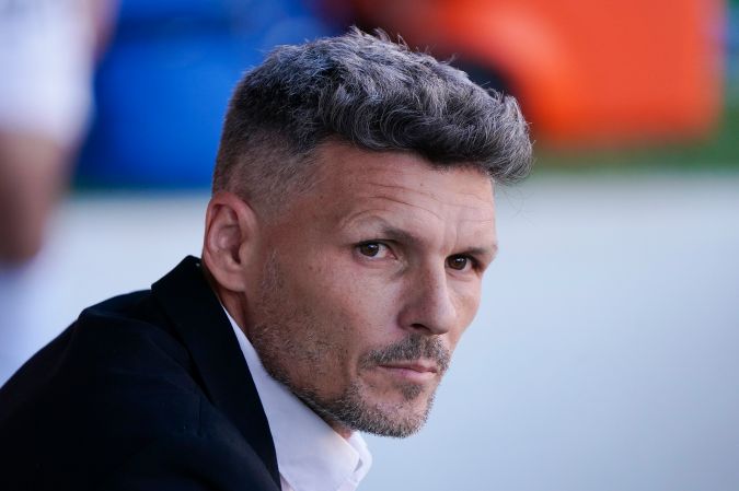 El director técnico argentino de los Rayados de Monterrey, Fernando Ortiz, durante el encuentro que cerró la temporada regular del torneo Clausura 2024 ante los Rayos del Necaxa en el estadio Victoria.