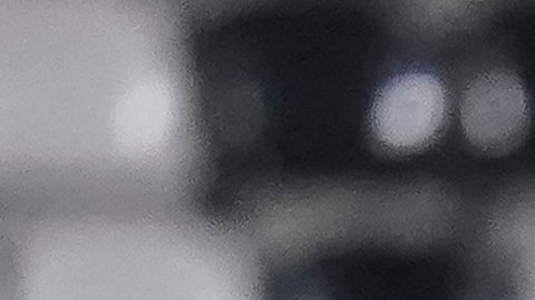 Pachuca, Hidalgo a 2 de de Mayo de 2024. Adonai Escobedo, árbitro central informa su decisión luego de consultar el sistema de video asistente del árbitro VAR, durante el partido correspondiente al Play In del torneo Clausura 2024 de la Liga BBVA MX, entre los Tuzos del Pachuca y los Pumas de la UNAM, realizado en el estadio Hidalgo. Foto: Imago7/Rafael Vadillo