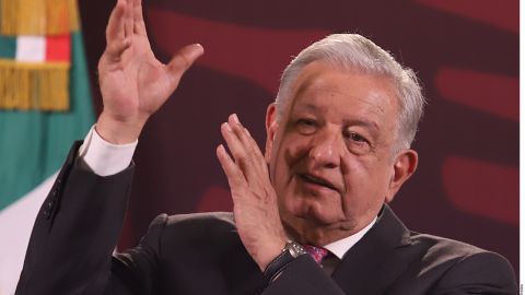 AMLO asegura que el gobernador republicano de Texas, Greg Abbott, se ha "moderado" en sus actitudes