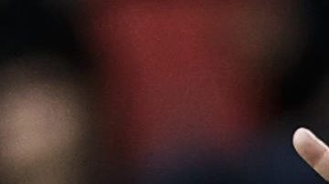 PAMPLONA, 14/05/2024.- El entrenador del Mallorca, Javier Aguirre, reacciona durante el encuentro de la jornada 36 de LaLiga EA Sports entre CA Osasuna y RCD Mallorca, este martes en el Estadio El Sadar, en Pamplona. EFE/Jesús Diges