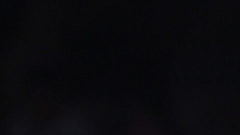 MADRID, 25/05/2024.- El centrocampista alemán del Real Madrid Toni Kroos es manteador por sus compañeros en su último partido en el estadio Santiago Bernabéu, tras el partido de la jornada 38 de LaLiga que Real Madrid y Real Betis disputan hoy sábado en Madrid. EFE/Javier Lizon