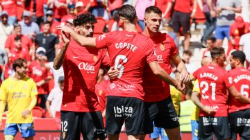 Los jugadores del Mallorca celebrando la victoria conseguida el fin de semana en casa ante Las Palmas.