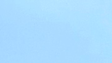 Elementos del Sheriff catean una bodega en la ciudad de Maywood.