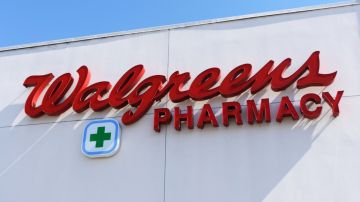 Walgreens ofrecerá una versión más barata de un medicamento para revertir sobredosis de opioides