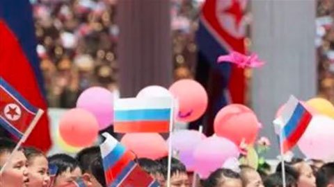 Putin y Kim: las imágenes del rimbombante recibimiento del líder de Corea del Norte al presidente de Rusia