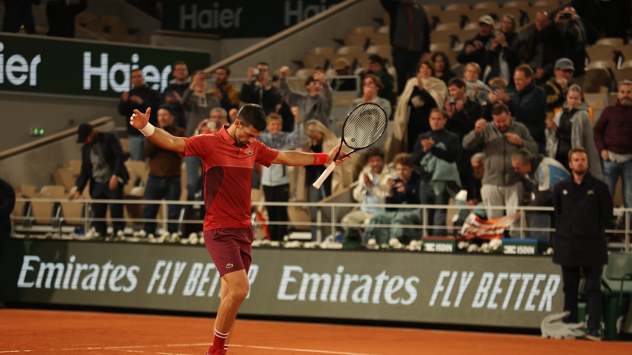 Novak Djokovic Sufre En Extremo Pero Consigue Derrotar A Francisco Cerundolo En Roland Garros 0181