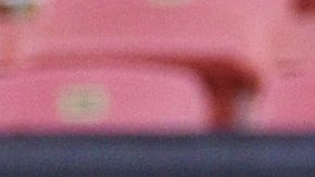 AME2047. DENVER (ESTADOS UNIDOS), 05/06/2024.- César Huerta (i) y Gerardo Arteaga (c) de México disputan el balón con de Facundo Pellistri de Uruguay este miércoles, en un partido amistoso internacional entre las selecciones nacionales de México y Uruguay, en el estadio Empower Field en Mile High en Denver (EE.UU.). EFE/ Todd Pierson