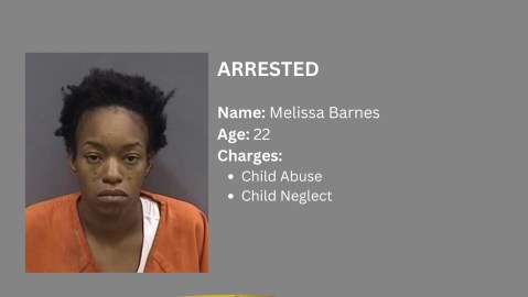 Arrestan a una mujer en Florida que alimentó a su bebé con un biberón que contenía lejía