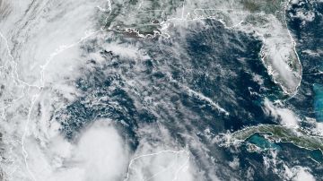 Alberto, la primera tormenta tropical del año, amenaza con fuertes lluvias a México y Texas