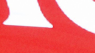 GRAFAND1524. SEVILLA, 31/05/2024.- El centrocampista Óliver Torres durante el acto de despedida del Sevilla después de 201 partidos en cinco temporadas y conquistar dos títulos de la Liga Europa, uno en su primera temporada ante el Inter de Milán en Colonia (2020) y el otro la pasada campaña ante el Roma en Budapest (2023), este viernes en el estadio Sánchez Pizjuán de la capital hispalense. EFE/ Julio Muñoz