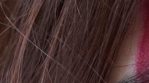 Una mujer en una protesta contra las violencias contra las mujeres en Roma.