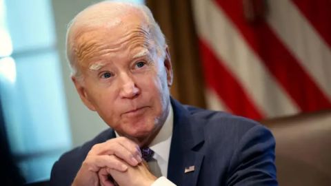 Analistas argumentan que Biden no terminó el debate en una buena posición.