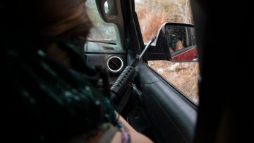 Militares y exguerrilleros colombianos son reclutados por el narco en México