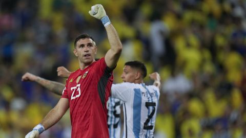 Emiliano Martínez, portero de la selección absoluta de Argentina.