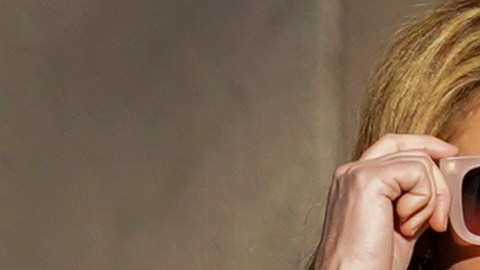 Shakira viajó de emergencia a Colombia para acompañar a su papá en terapia intensiva