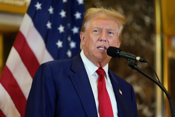 Trump dio a conocer en detalle su posición sobre el derecho al aborto.