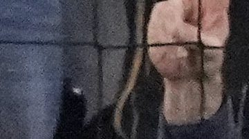 Momento en el que Denis Bouanga marca el único gol del partido.