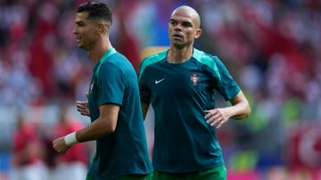 Pepe, a sus 41 años y Cristiano Ronaldo, a sus 39, son los dos jugadores más longevos en esta Eurocopa Alemania 2024.