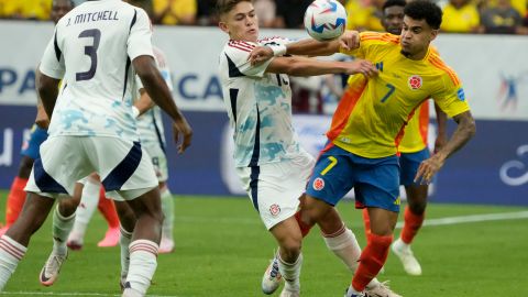 Luis Díaz, desde el punto penal, fue el encargado de abrir el marcador para la Selección de Colombia ante Costa Rica.