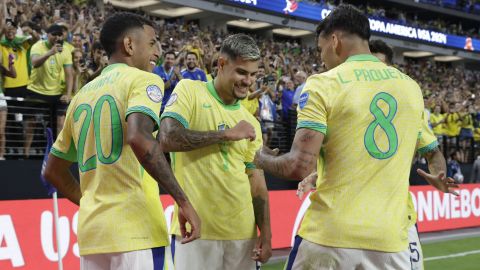 Brasil tendría que jugar con Uruguay.