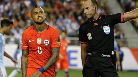 Arturo Vidal, de 36 años, había sido incluido en la lista previa hecha por el seleccionador chileno, el argentino Ricardo Gareca.