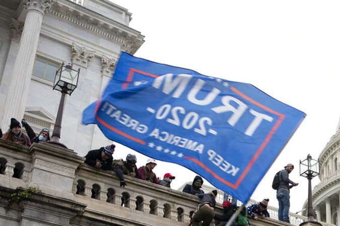 Los alborotadores que trataban de impedir el avanza de la democracia