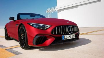 Descubre el nuevo Mercedes-AMG SL 2025 más potencia y tecnología