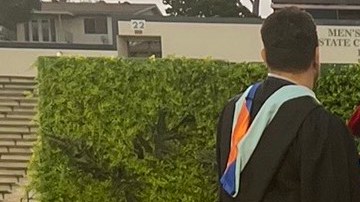 Destiny Rivera se gradúa de la Secundaria Garfield en Los Ángeles. (Fotos Susana Carrillo)